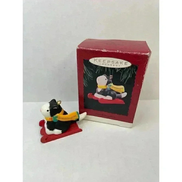Christmas Vintage Cat Ornament Hallmark Keepsake Granddaughter 1996 - Picture 2 of 9